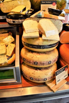 Amsterdam_Cheese1